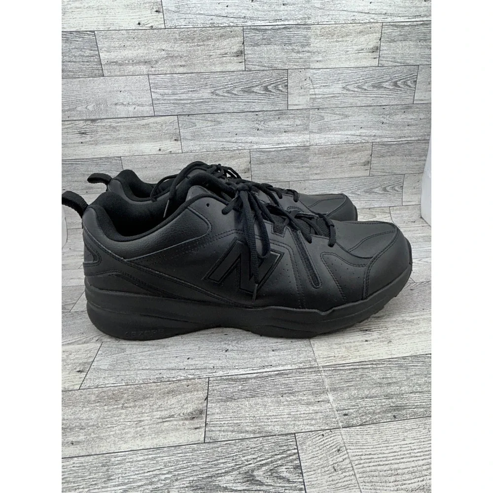 New Balance monochrome daily feature